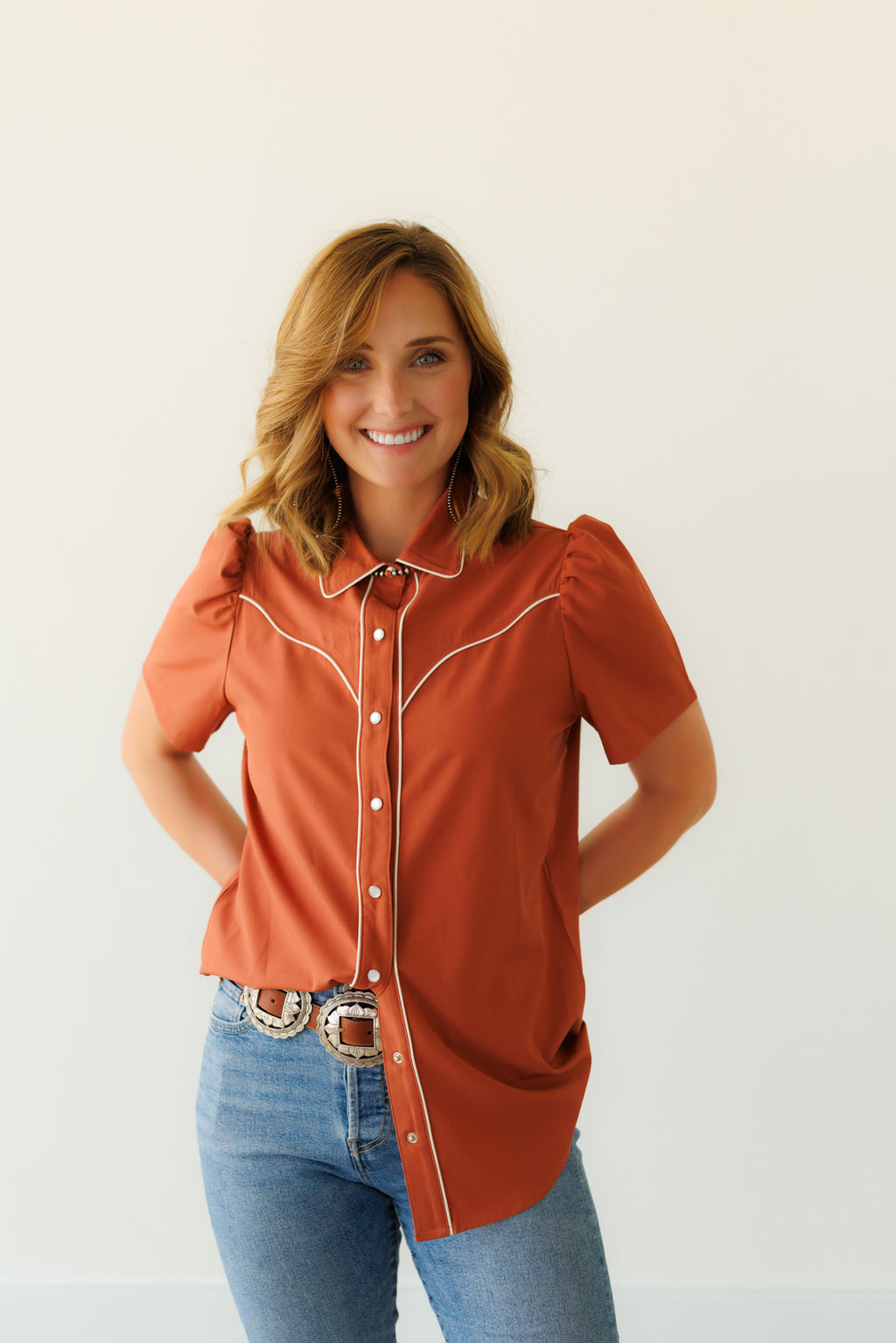 Pearl Snap, Rust with White Piping HH2705 – Crazy Consuela